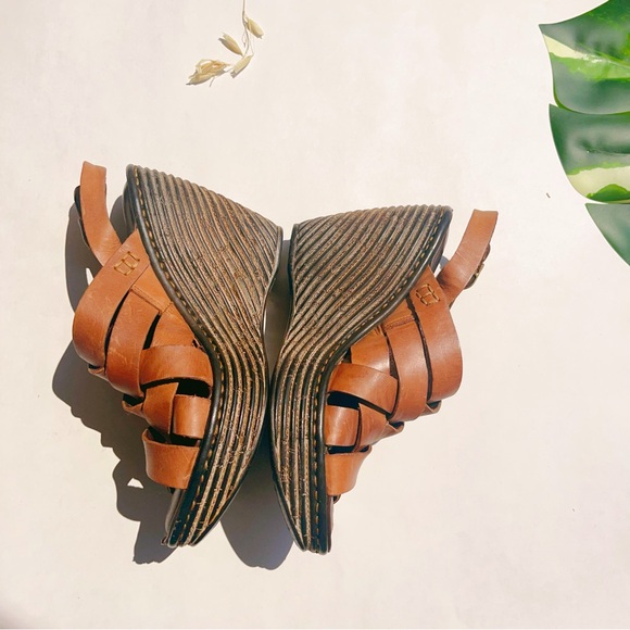 Women’s Born Platform Wedge Brown Leather Sandals‎ 7 - Picture 4 of 10